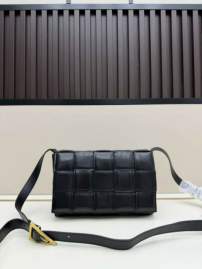Picture of Bottega Veneta Handbags _SKUfw232840628fw